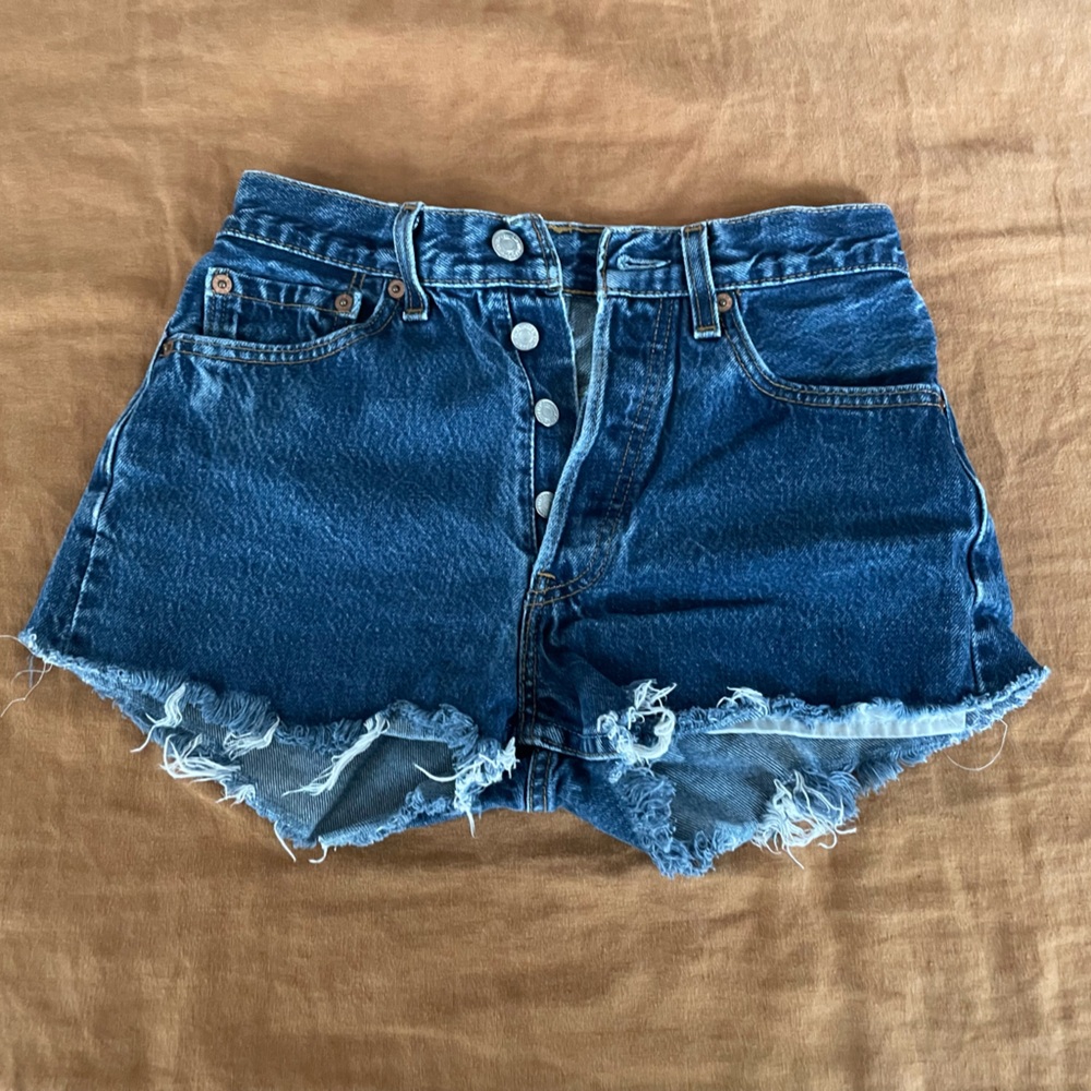 Levi shorts 501s